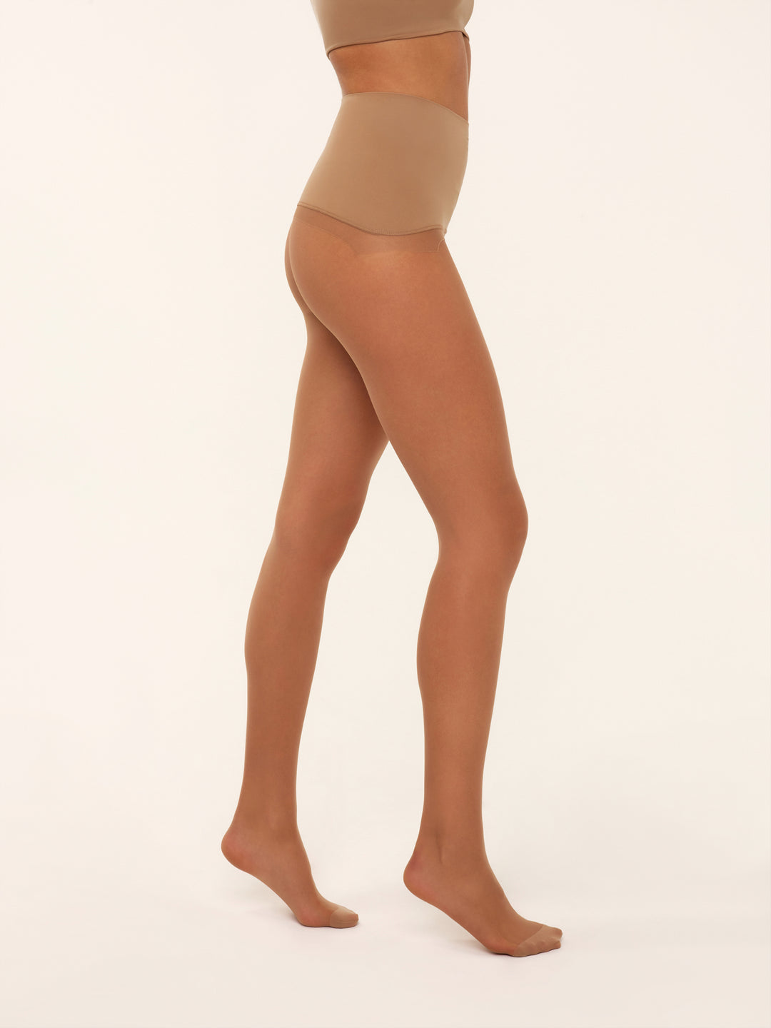 Huidkleurige Invisible panty van So Tight