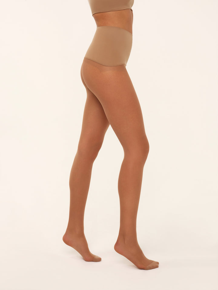 Huidkleurige Invisible panty van So Tight