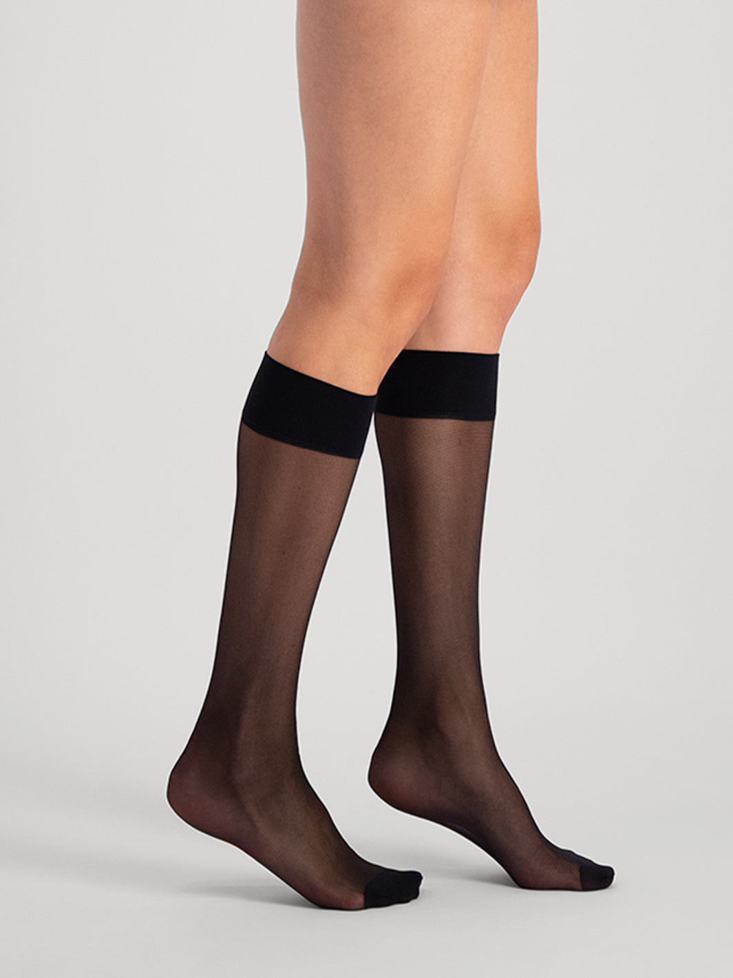 Classic Knee-Highs | Black