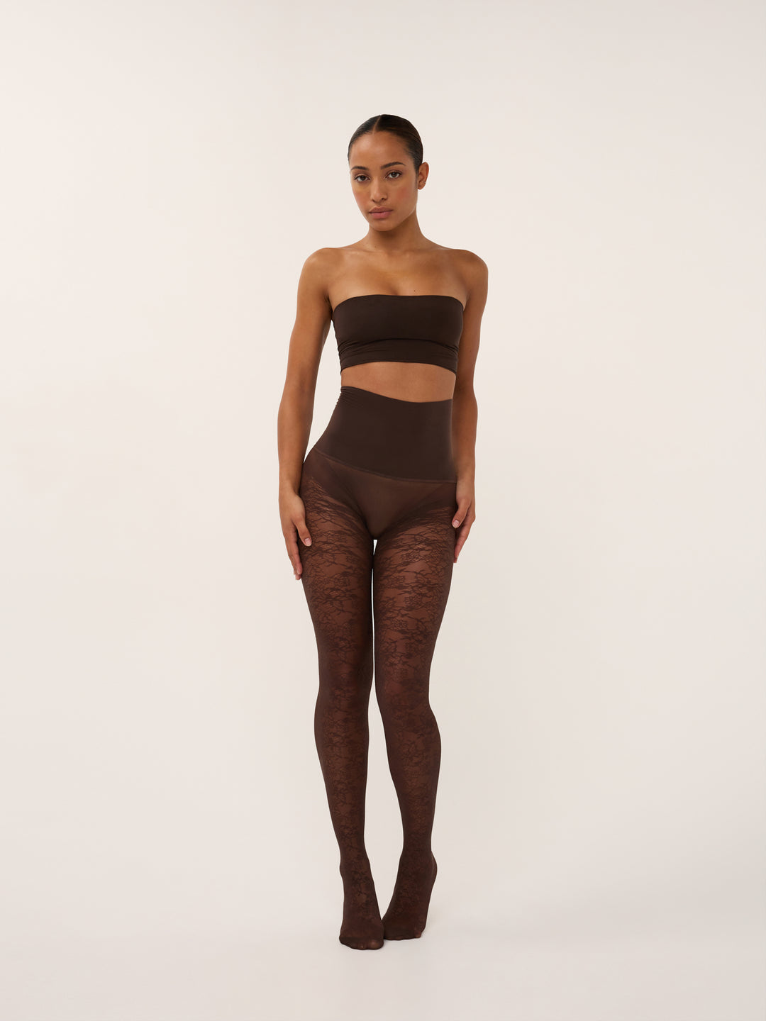 Bruine Lace panty van So Tight model_model is 173cm | draagt M/L / hoge taille