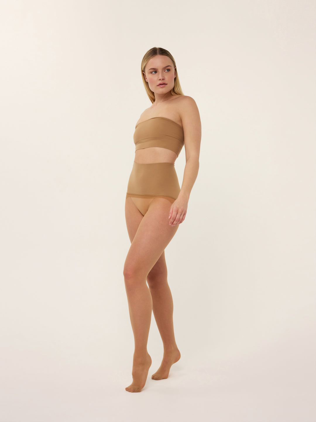 Beige Invisible panty met natuurlijke uitstraling van So Tight