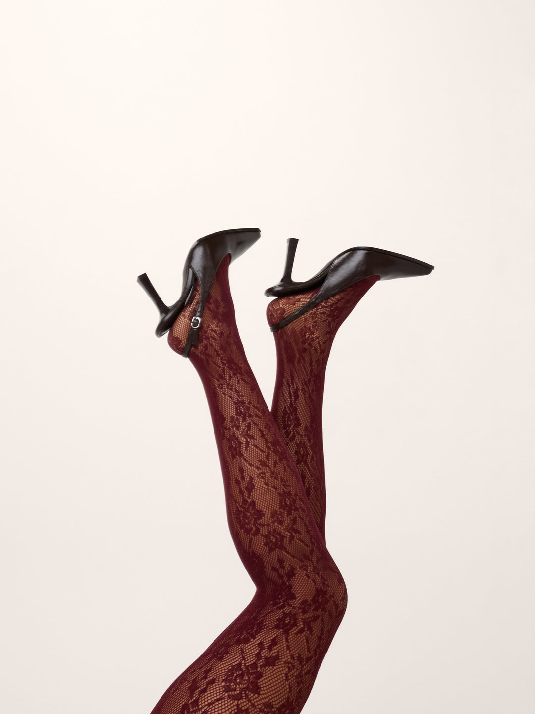 Rode panty met kanten bloemen van So Tight